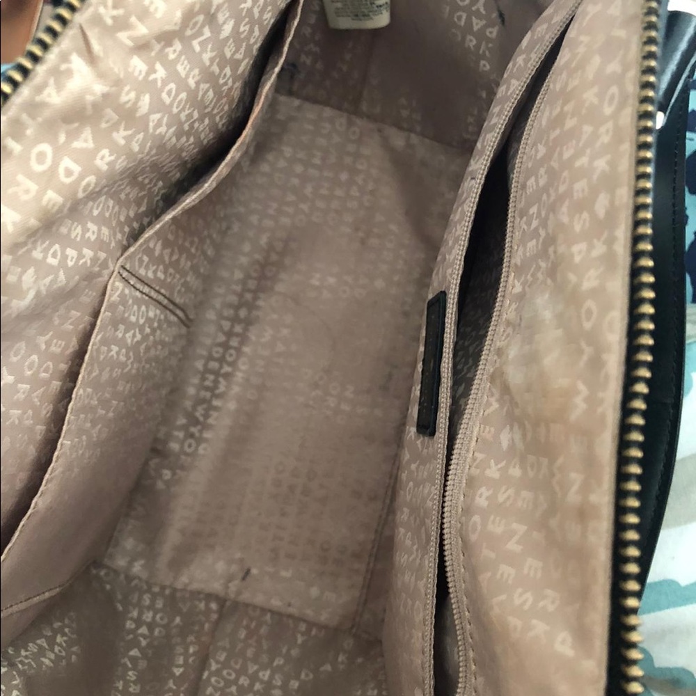 Handbag - Picture 5 of 5